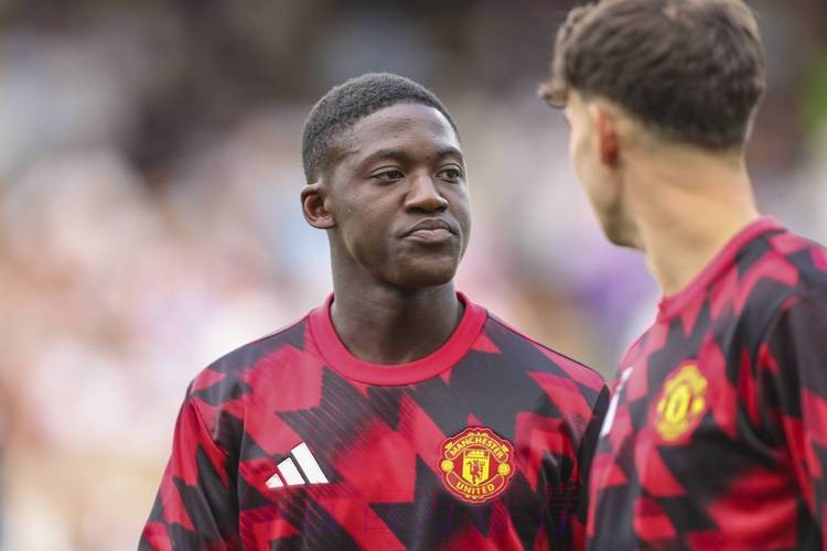 罗马诺称梅努将留曼联，卡里克信任成关键